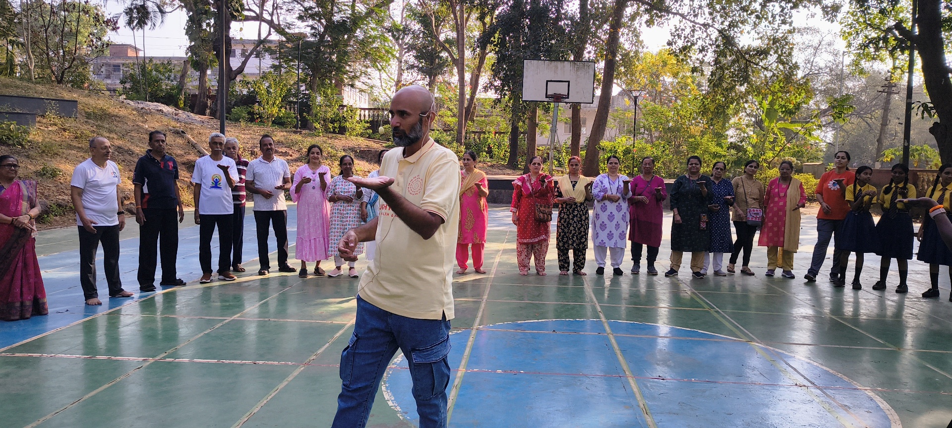 Laugh With Ali – Laughter Yoga Sessions in Mumbai & Thane